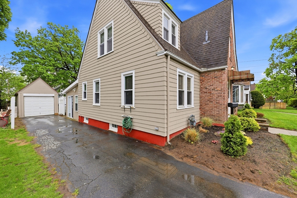 77 Fresno Street Springfield, MA 01104 - Photo 32 of 32