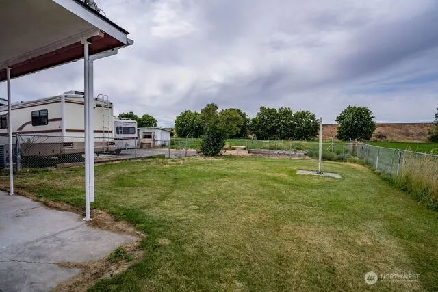 $749,999 | 4466 E Highway, Soap Lake, WA 98851