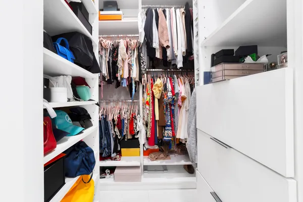 $6,300 | 1861 Northwest 125th Terrace, Pembroke Pines, FL 33028