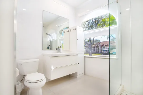 $6,300 | 1861 Northwest 125th Terrace, Pembroke Pines, FL 33028