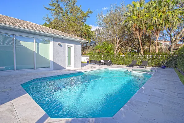 $6,300 | 1861 Northwest 125th Terrace, Pembroke Pines, FL 33028