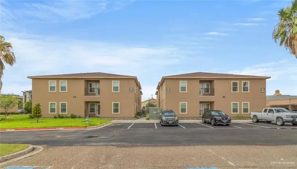 $950 | 900 East Redbud Avenue, Unit 16B5, McAllen, TX 78504