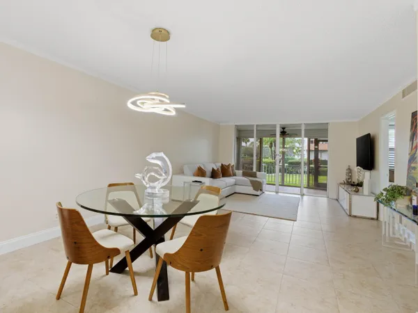 $2,600 | 911 Gardenia Drive, Unit 150, Delray Beach, FL 33483