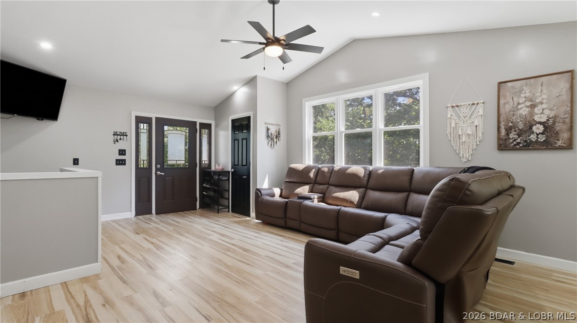24 Hidden Oaks Road Eldon, MO 65026 - Photo 6 of 47 Gallery Image 6