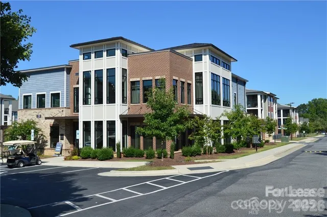 $1,295 | 110 Steam Engine Drive, Unit 202, Mooresville, NC 28115