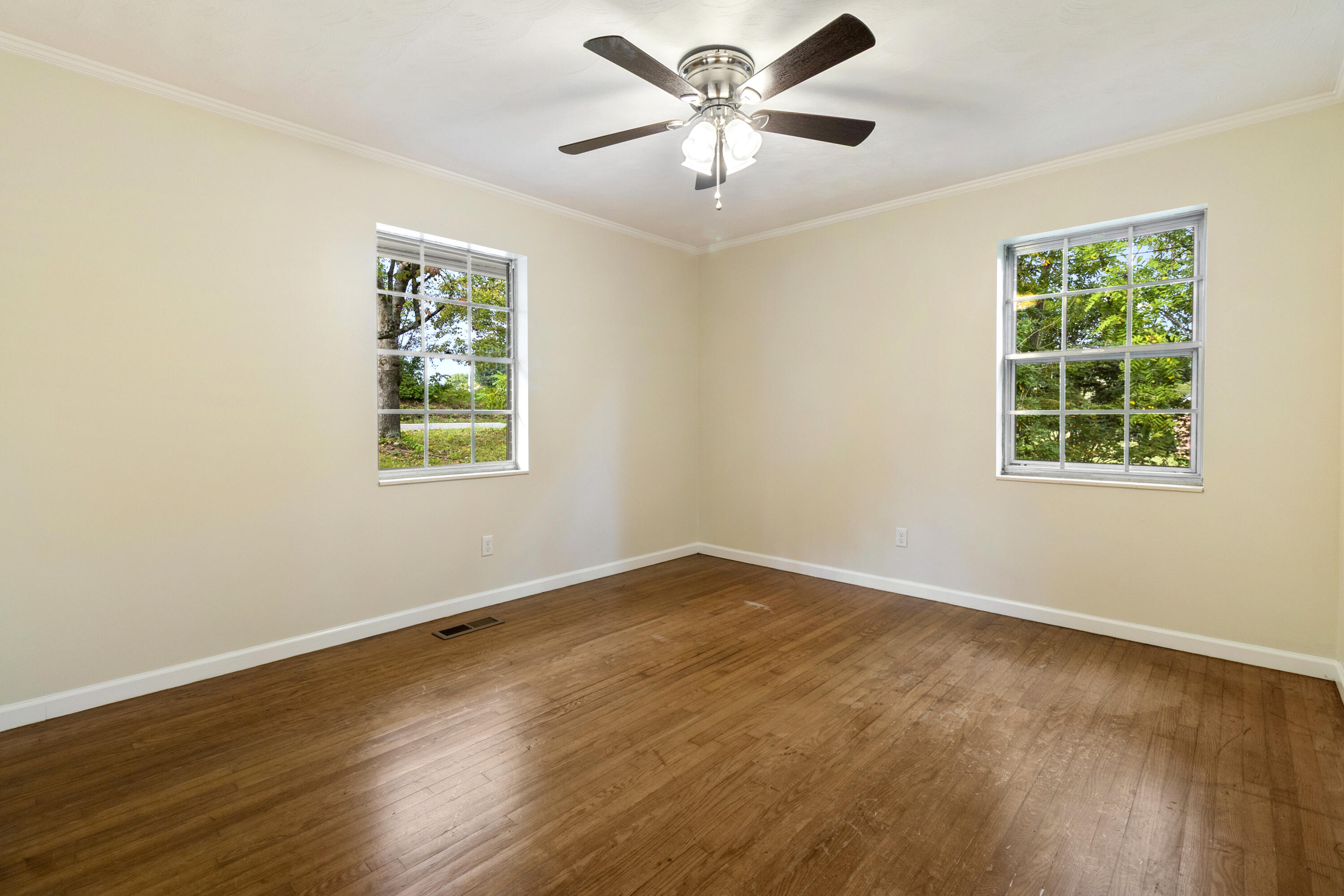 809 Southeast Dockery Lane Cleveland, TN 37323 - Photo 12 of 15 IMG_1133