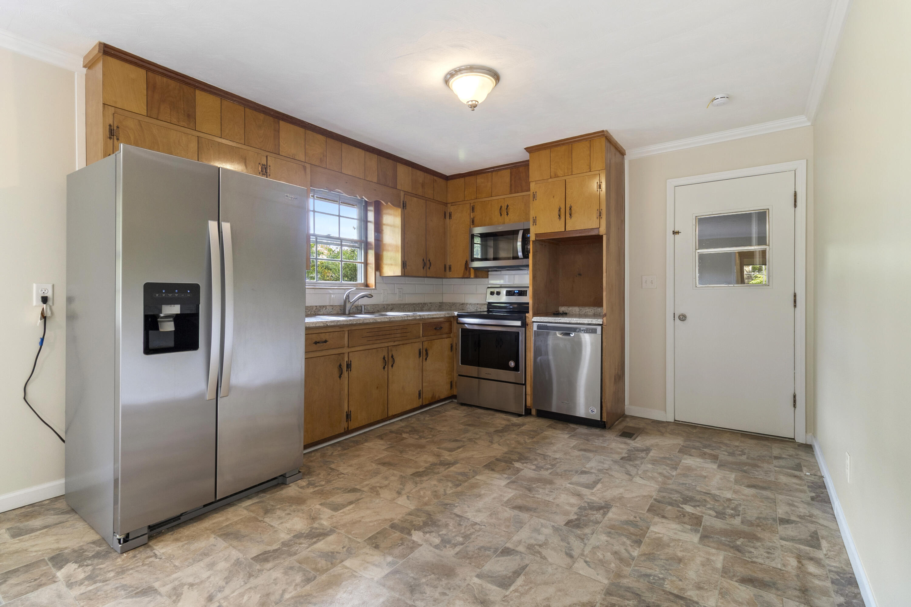 809 Southeast Dockery Lane Cleveland, TN 37323 - Photo 6 of 15 IMG_1121