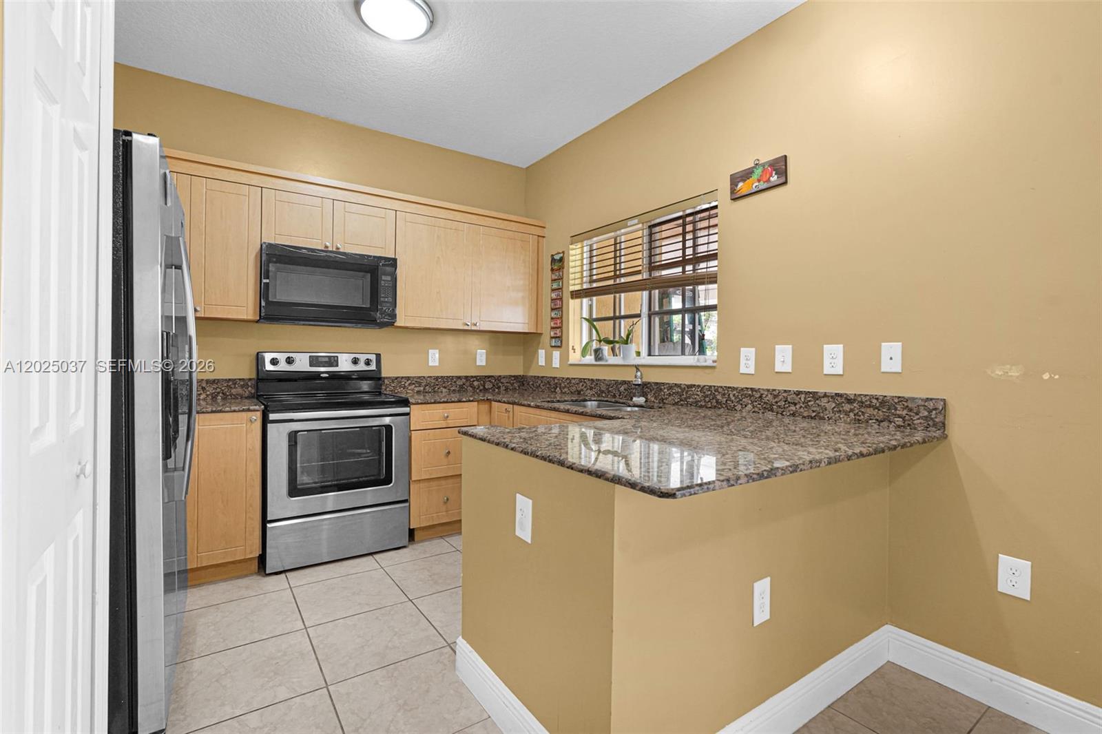 1396 West 30th Street Hialeah, FL 33012 - Photo 26 of 37