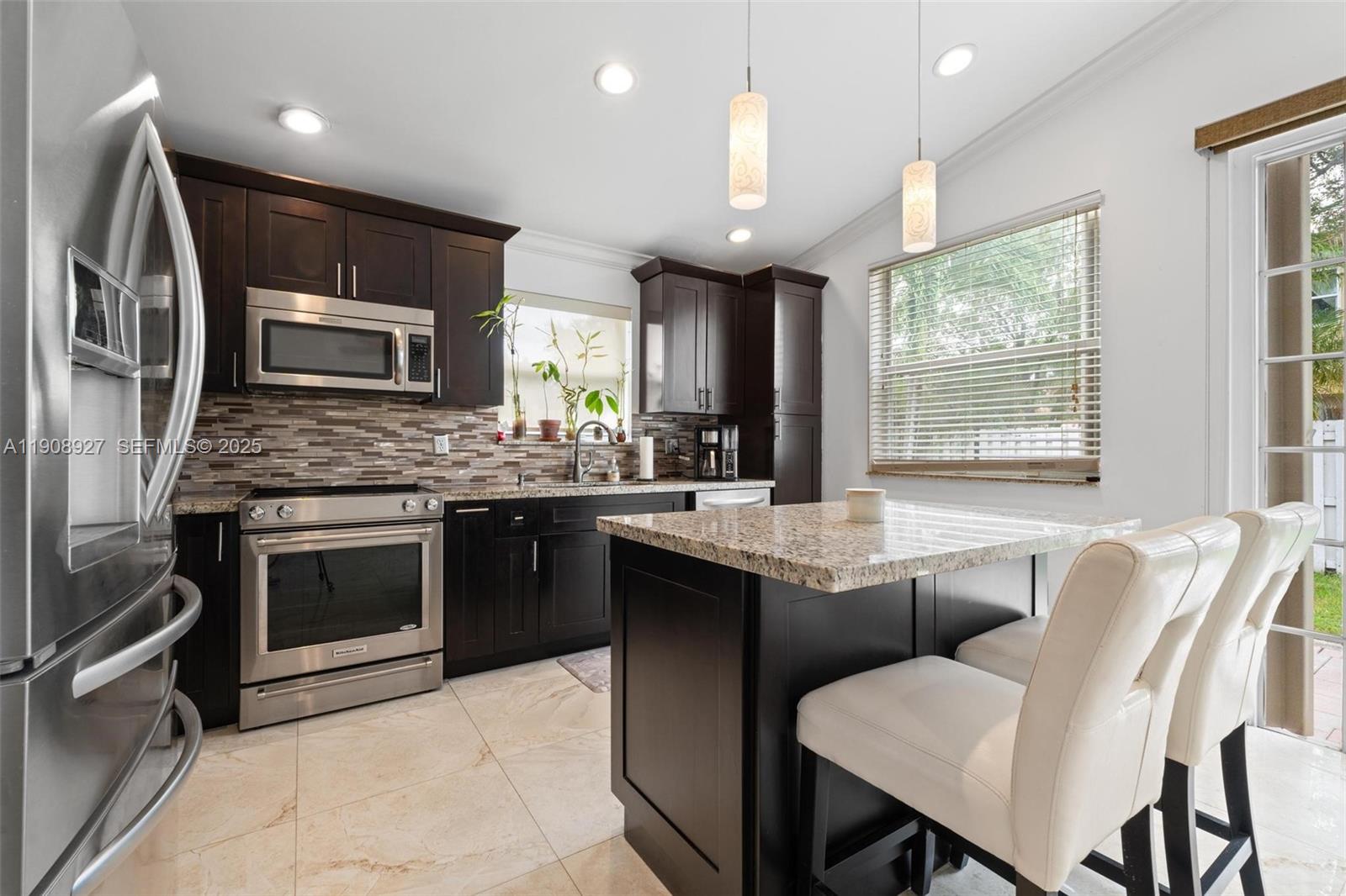 15624 Northwest 12th Road Pembroke Pines, FL 33028 - Photo 12 of 32