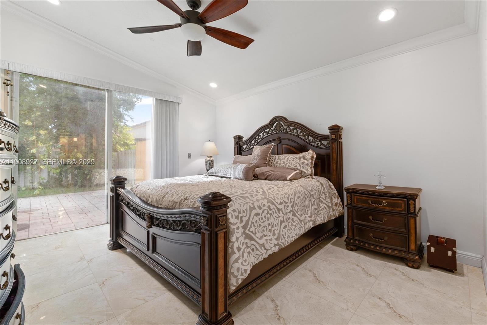 15624 Northwest 12th Road Pembroke Pines, FL 33028 - Photo 18 of 32