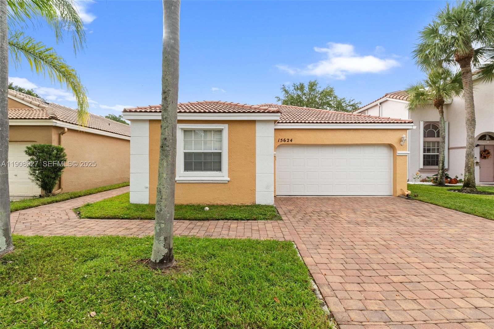 15624 Northwest 12th Road Pembroke Pines, FL 33028 - Photo 2 of 32