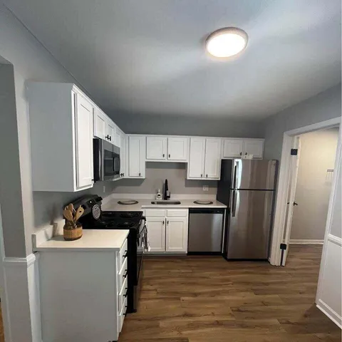 $2,249 | 1059 Eastover Drive, Mount Pleasant, SC 29464