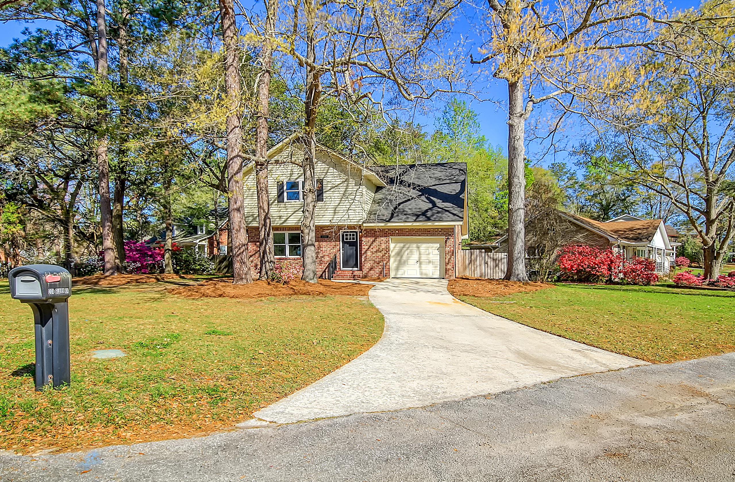 201 Glebe Road Summerville, SC 29485 - Photo 3 of 31 CREM_201 Glebe_001