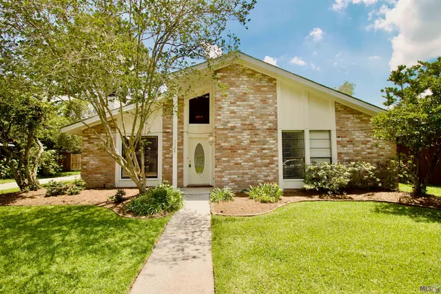 $1,750 | 1124 Knollhaven Drive, Baton Rouge, LA 70810