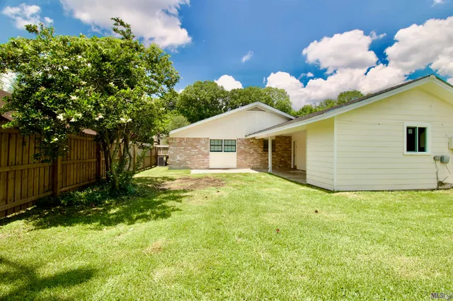 $1,750 | 1124 Knollhaven Drive, Baton Rouge, LA 70810