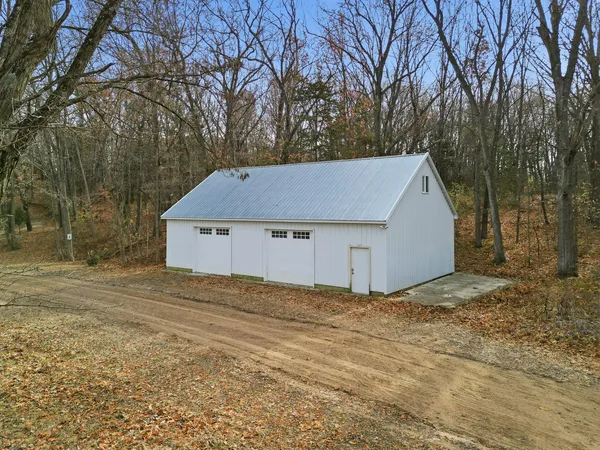 $1,700,000 | 8035 Hidden Shores Drive, Fenton, MI 48430