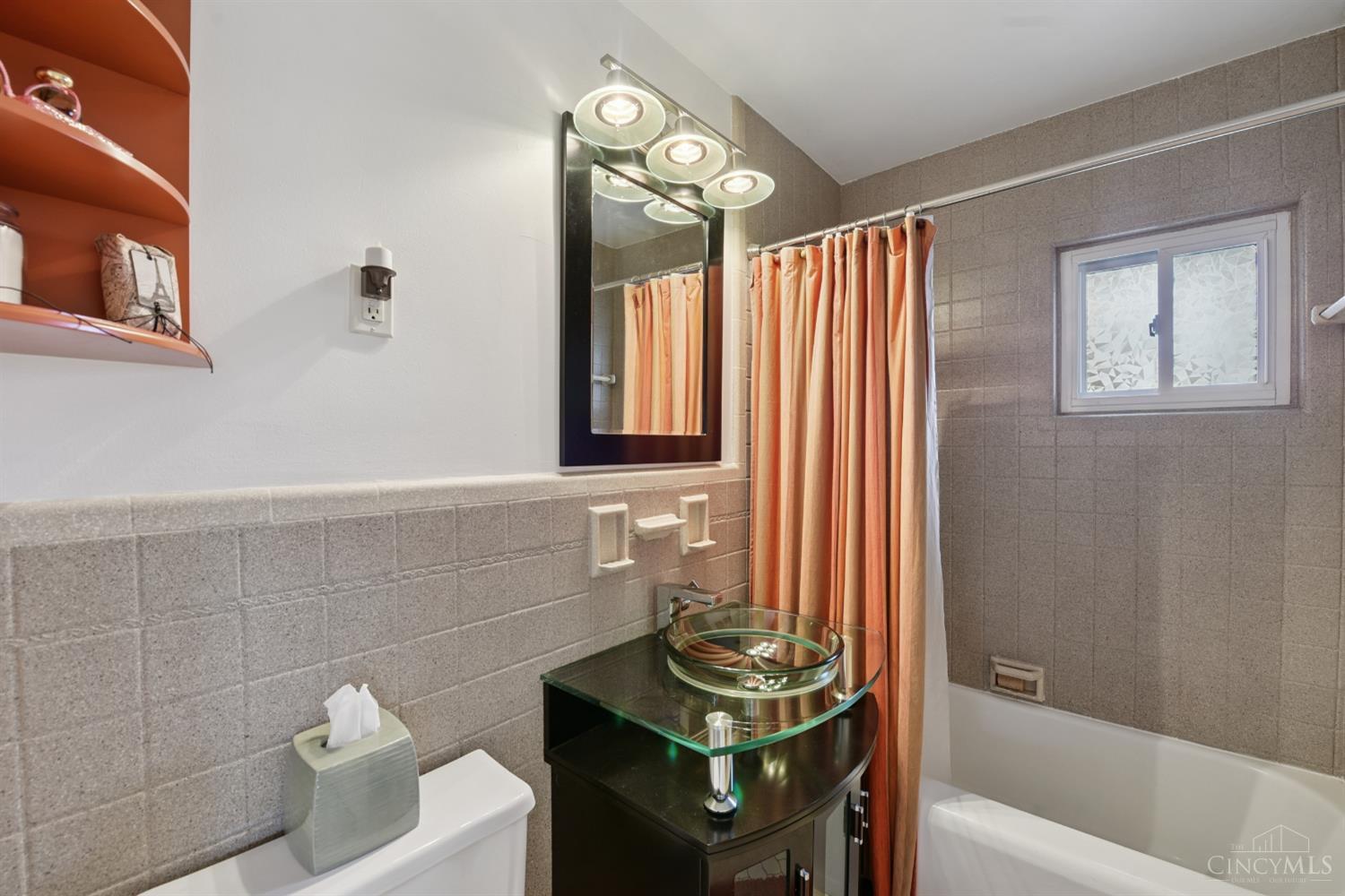 4270 Boomer Road Cincinnati, OH 45247 - Photo 36 of 52 Gallery Image 36