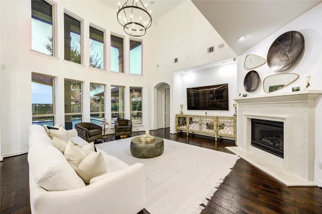 $1,229,000 | 5707 Avon Landing Lane, Sugar Land, TX 77479