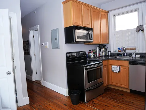 $3,100 | 16 Chestnut Hill Avenue, Unit 2, Boston, MA 02135