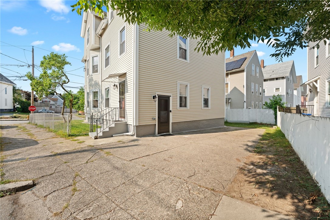 30 Allen Avenue, Unit 3 Pawtucket, RI 02860 - Photo 15 of 15