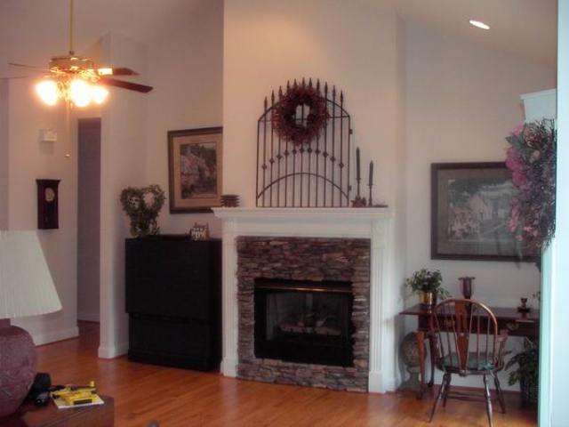 324 Huntington Road Anderson, SC 29626 - Photo 3 of 8 Gallery Image 3