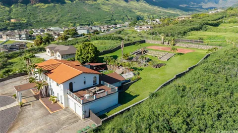 $3,330,000 | 84-940 Moaelehua Street, Waianae, HI 96792