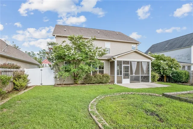 $2,200 | 2828 Deepwater Court, Fayetteville, NC 28306