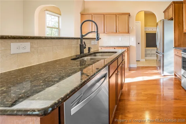 $2,200 | 2828 Deepwater Court, Fayetteville, NC 28306