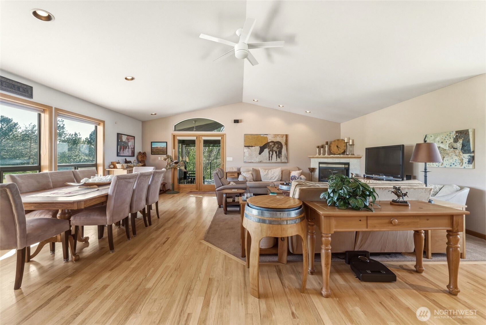 1520 Kaniksu Loop Road Walla Walla, WA 99362 - Photo 4 of 40