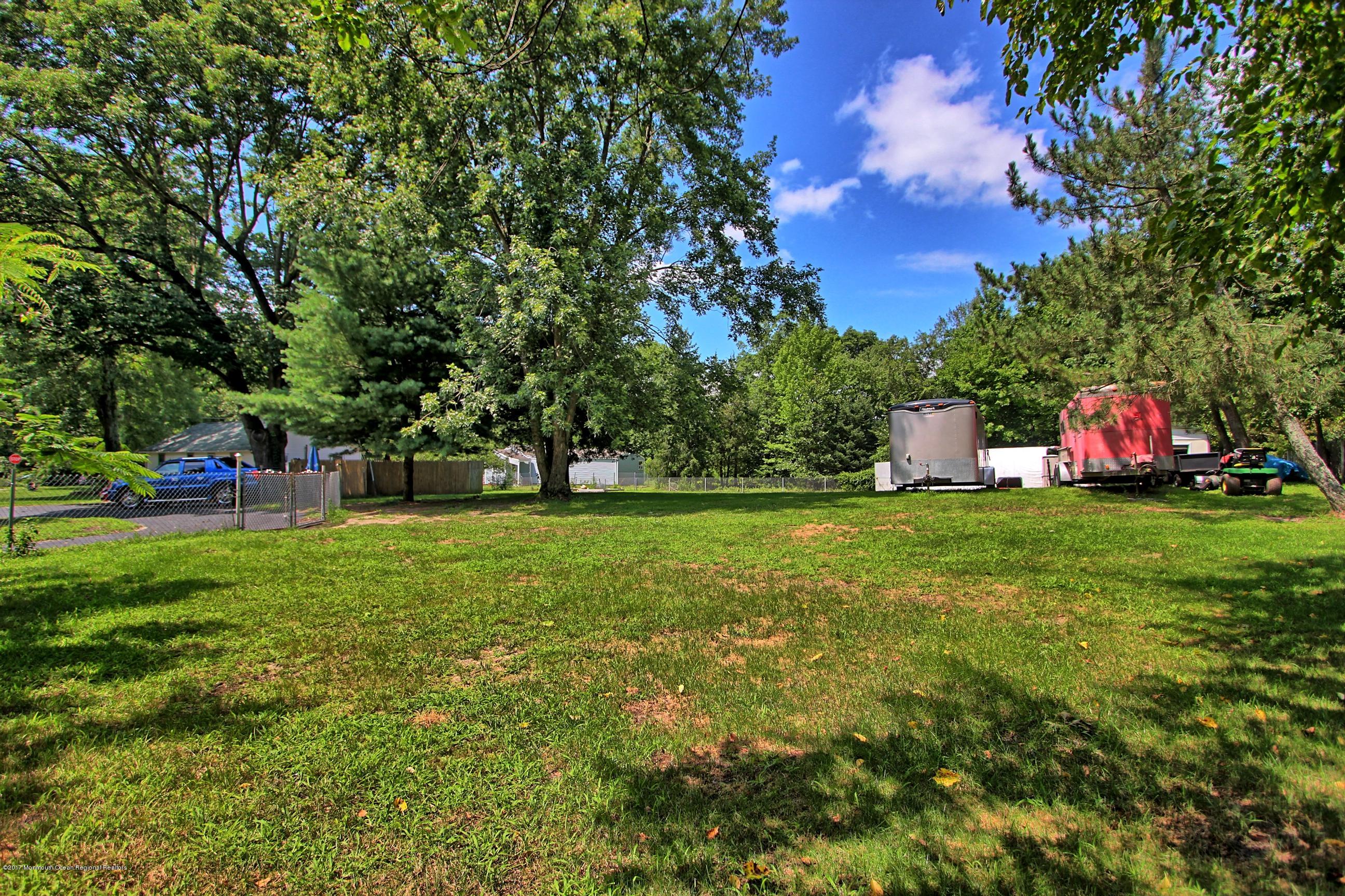 49 Siloam Road Freehold, NJ 07728 - Photo 27 of 38 a view of green field