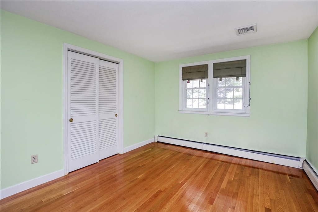 52 Meadowbrook Road Bedford, MA 01730 - Photo 26 of 42 Gallery Image 26
