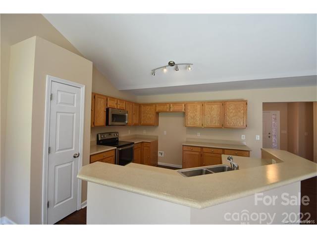1402 Griffith Road Monroe, NC 28112 - Photo 7 of 16 Gallery Image 7
