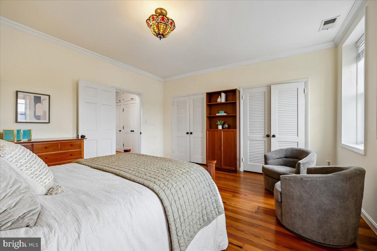 126 E Street Southeast Washington, DC 20003 - Photo 18 of 38