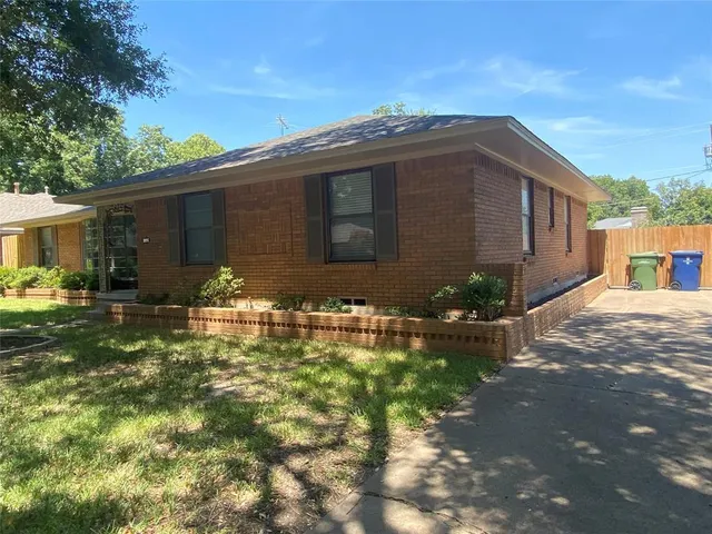 $2,995 | 1806 Robin Lane, Garland, TX 75042