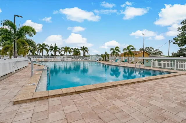 $325,000 | 1825 Innisbrook Lane, Sarasota, FL 34234