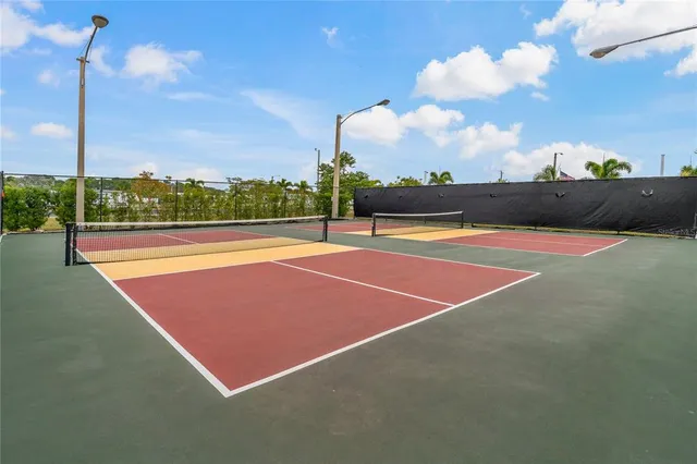 $325,000 | 1825 Innisbrook Lane, Sarasota, FL 34234