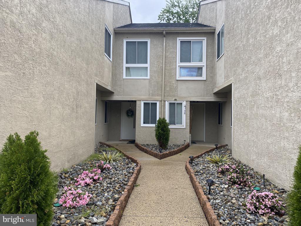 65 Sandra Road Voorhees, NJ 08043 - Photo 3 of 25