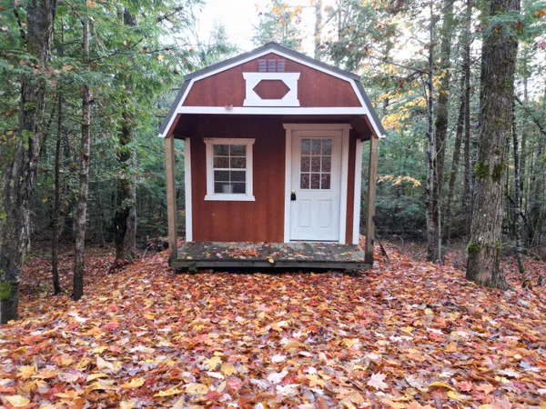$42,500 | 22 Sugarbush Lane, Lee, ME 04455