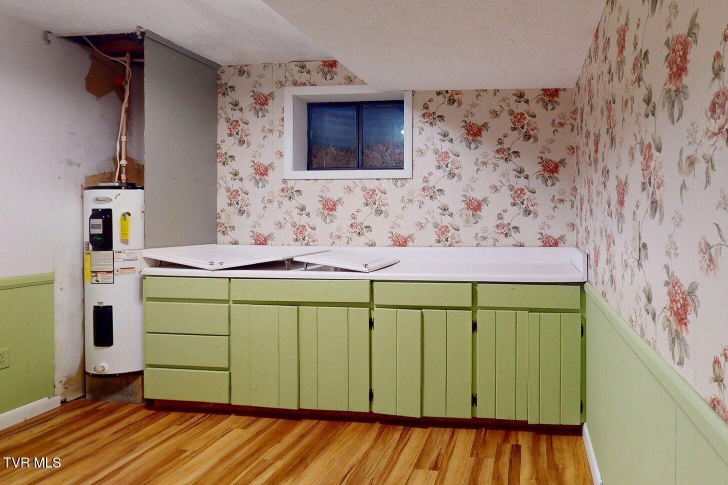 2309 Old Kentucky Road West Mosheim, TN 37818 - Photo 52 of 121 Laundry Room