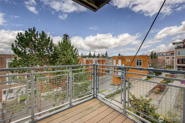 $3,300 | 190 Harbor Square Loop Northeast, Unit C226, Bainbridge Island, WA 98110