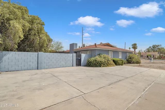 $699,000 | 140 West University Drive, Mesa, AZ 85201