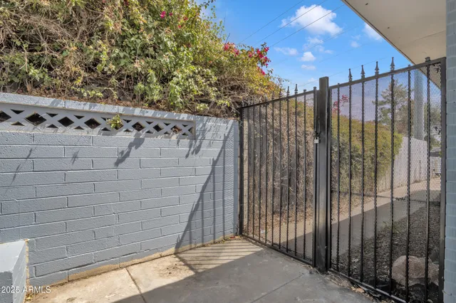 $699,000 | 140 West University Drive, Mesa, AZ 85201