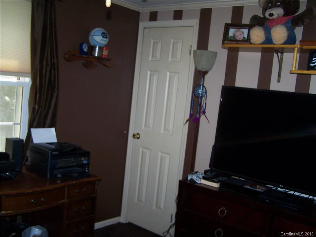 11174 Mooresville Road Davidson, NC 28036 - Photo 6 of 14 Gallery Image 6