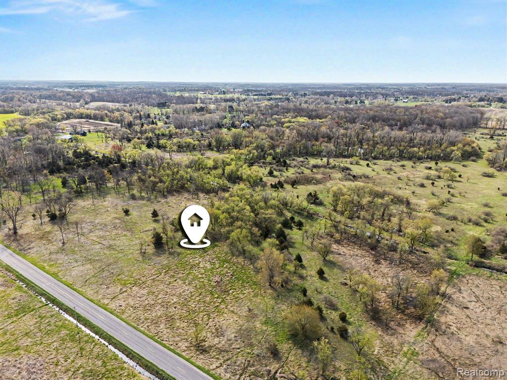 8857 Bath Road Byron, MI 48418 - Photo 3 of 17
