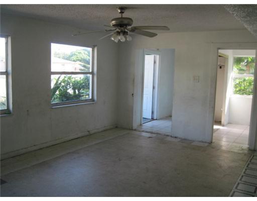 1124 Highview Road Lantana, FL 33462 - Photo 5 of 16 Additional Photo
