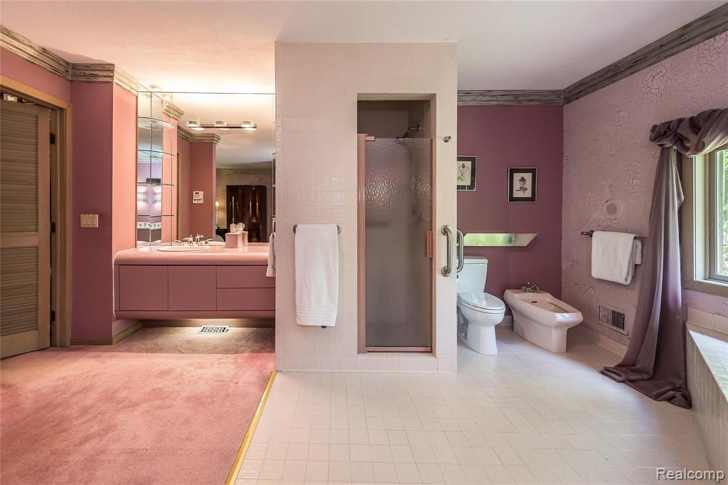 29000 Halsted Road Farmington Hills, MI 48331 - Photo 18 of 48