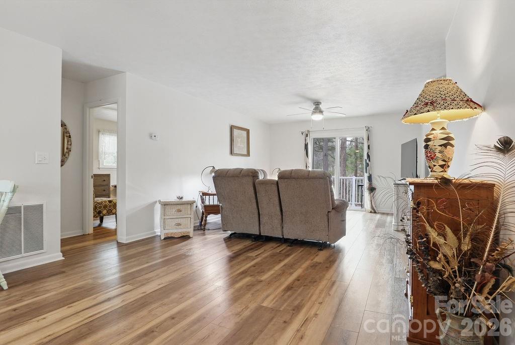 114 Falling Waters Road, Unit 2 Hendersonville, NC 28792 - Photo 6 of 22