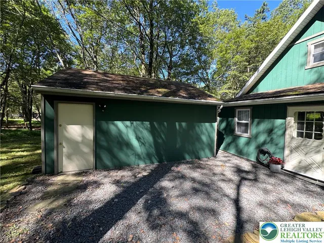 $284,900 | 106 Burnshaw Lane, Albrightsville, PA 18210