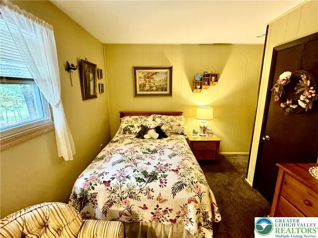 $284,900 | 106 Burnshaw Lane, Albrightsville, PA 18210