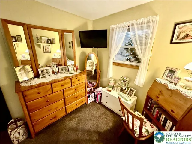 $284,900 | 106 Burnshaw Lane, Albrightsville, PA 18210